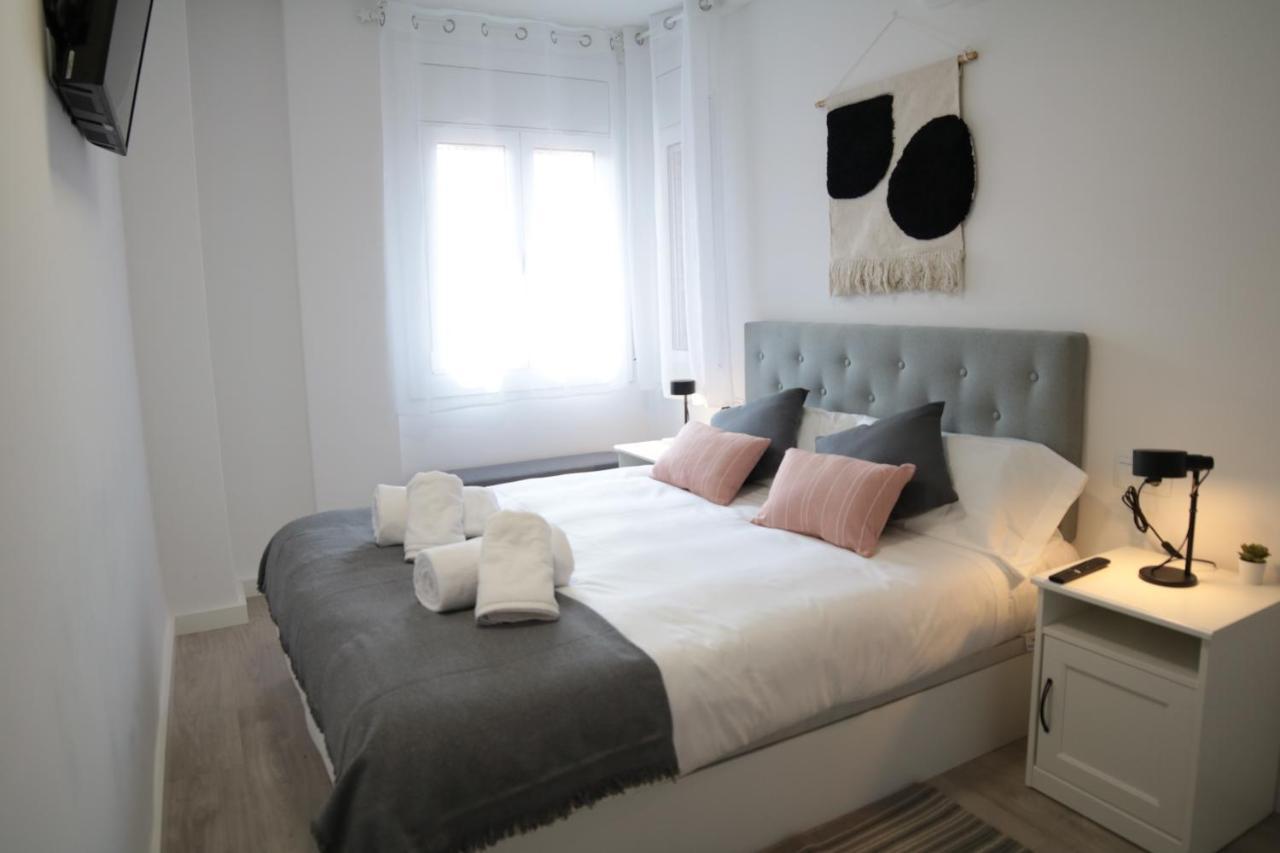 Modern Apartament Al Costat Del Parc De La Devesa Жирона Экстерьер фото